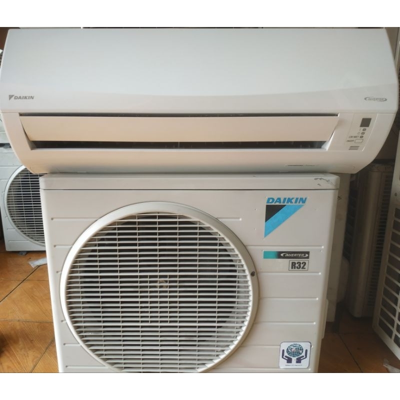 AC Daikin 1pk Inverter Thailand second. (unit only)