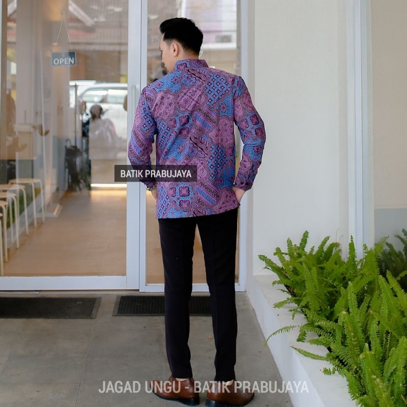 JAGAD UNGU Kemeja Batik Pria Modern Lengan Panjang Full Furing - Baju Hem Batik Pria Dewasa Kondangan Solo Ungu