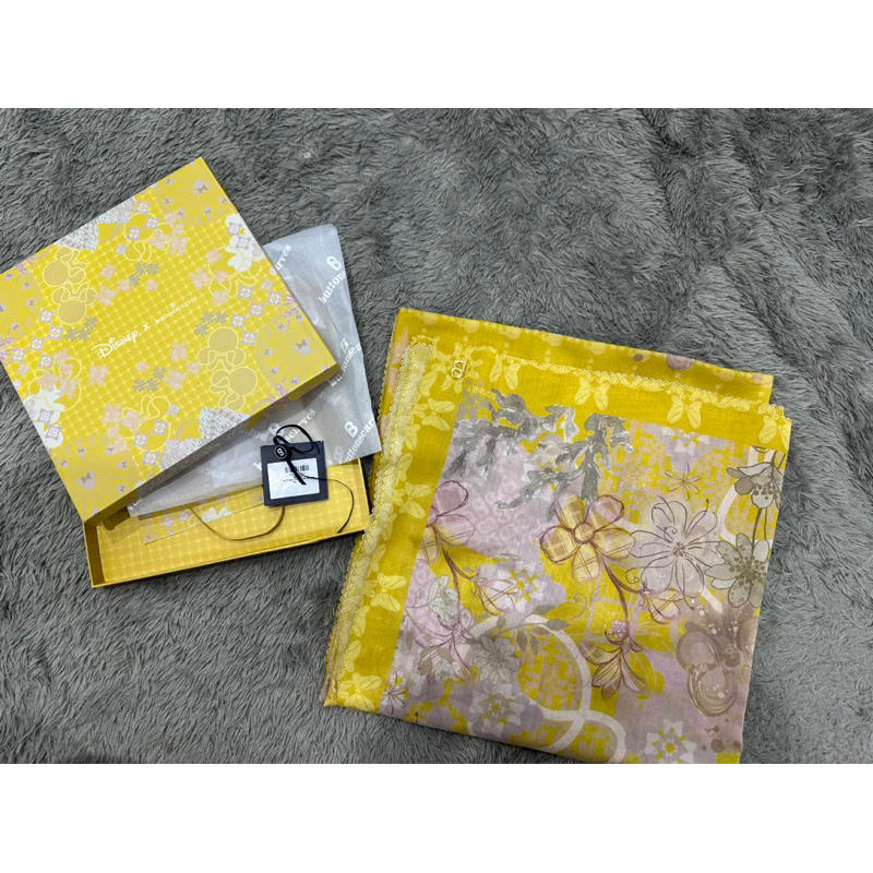 Preloved The Dream Park Voal XL Sun by Buttonscarves X Disney