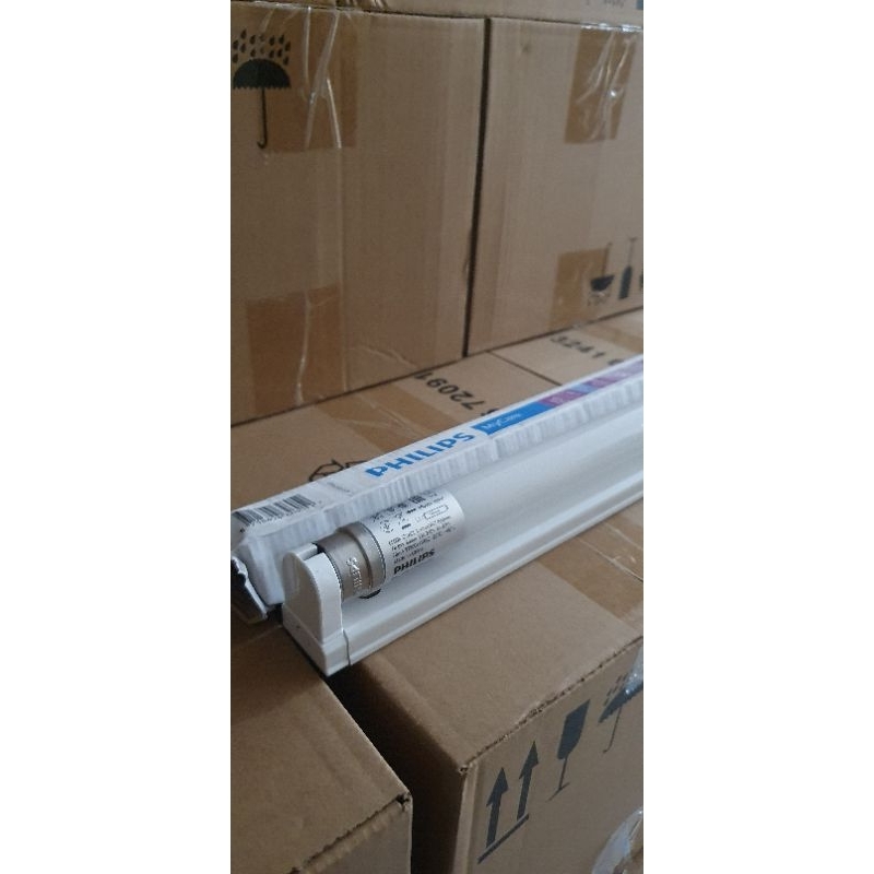 PHILIPS TL LED Tube T8 Set Ecofit 8W +Kap 60cm