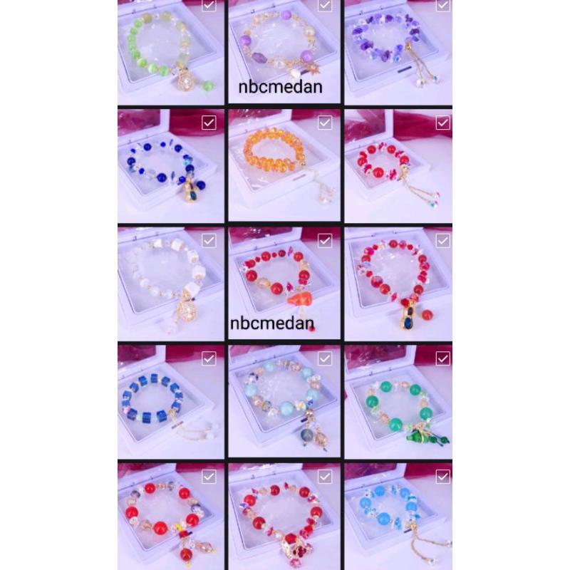 Gelang kristal semi swaroski fashion serut,sudah ikut box,warna bening bling bling ya, bewarna jika kena cahaya