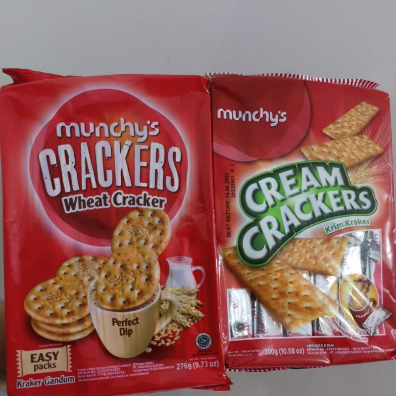 

Munchys Cream Crackers Choco Wheat Original