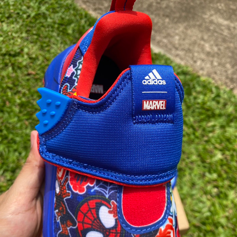 Diskon 70% Adidas Suru365 Marvel Spiderman, Adidas superhero kids