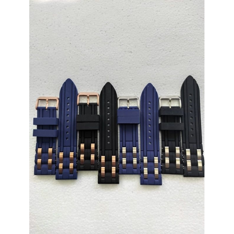 Tali Jam Tangan Guess Rubber Strap Jam Tangan Guess W0366G1 W0366G2 W0366G3 W0366G4 24MM