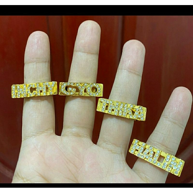 cincin nama wanita model emas asli / cincin kekinian / ccincin titanium