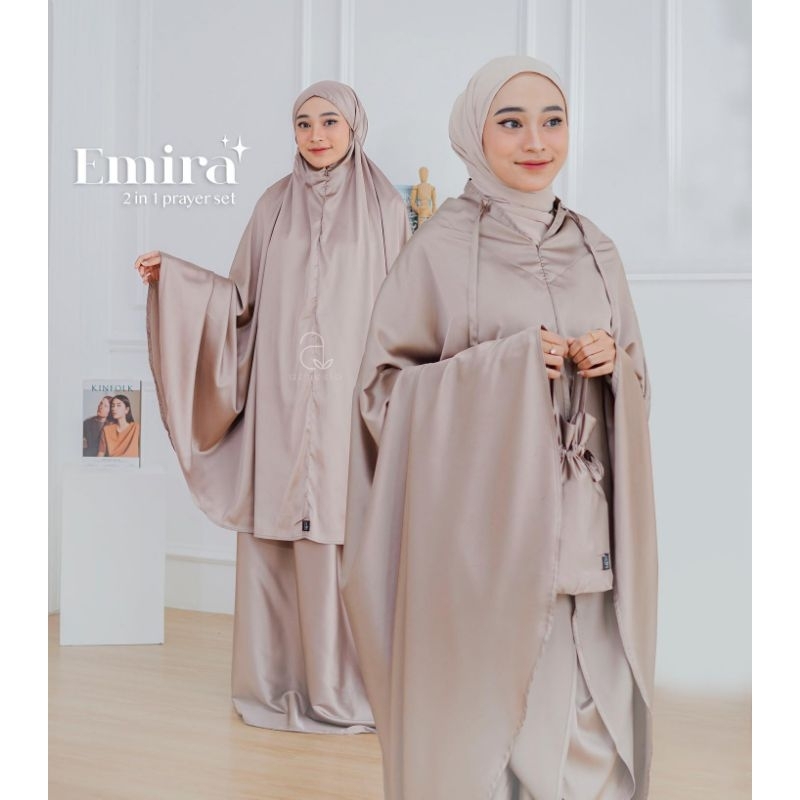 EMIRA MUKENA BY AZMEELA GALLERY