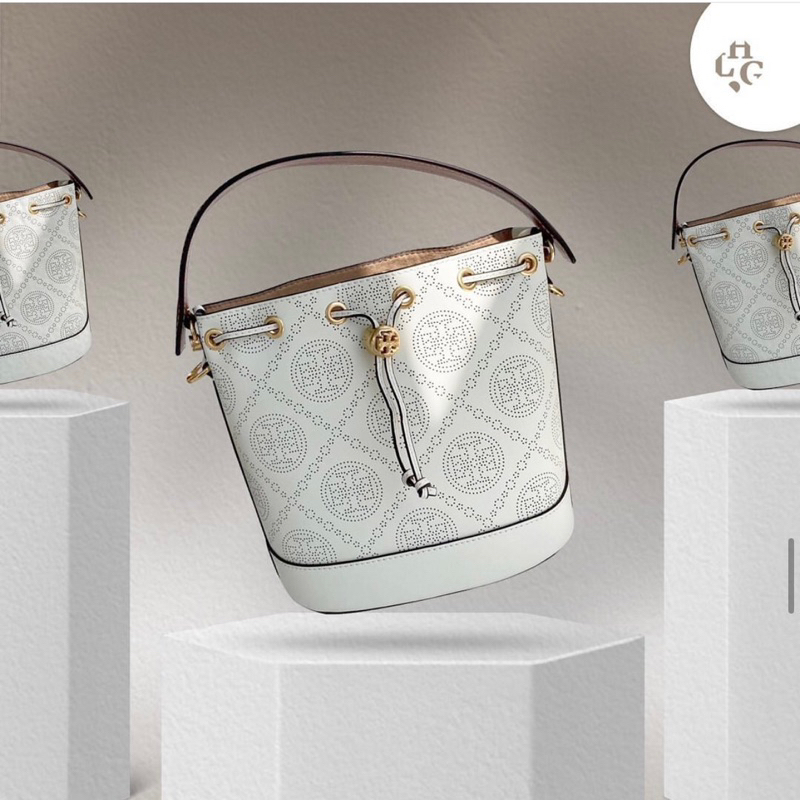 T Monogram pergirated Bucket bag