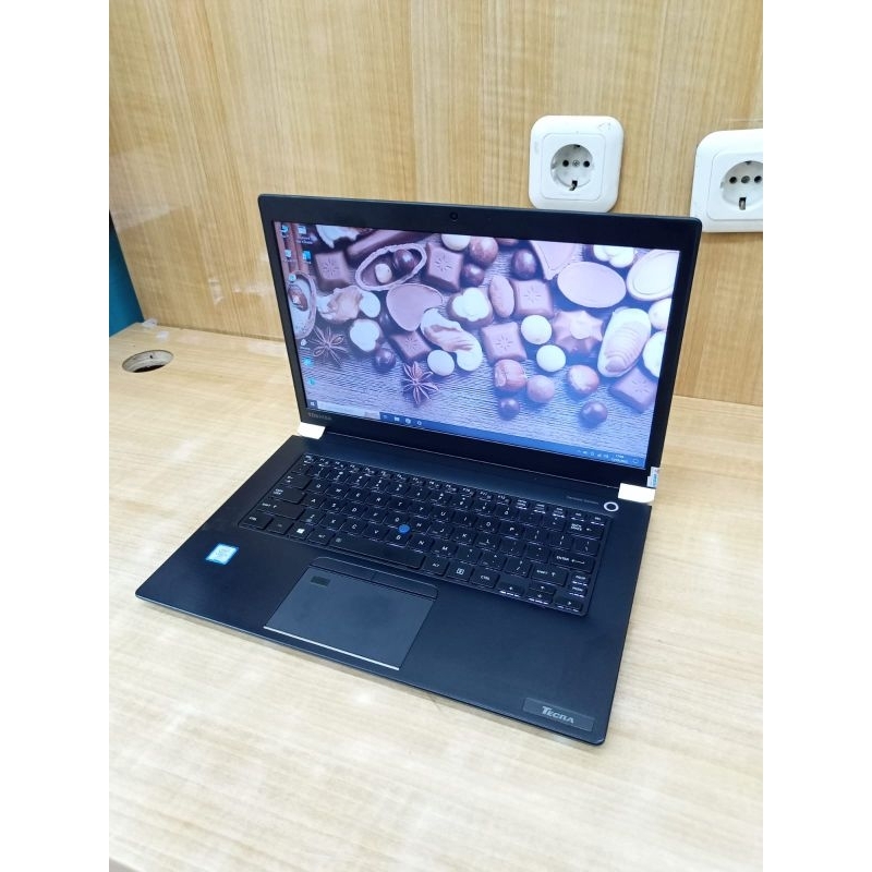 Laptop Toshiba Tecra X40-D Core i5 Slim dan Ringan