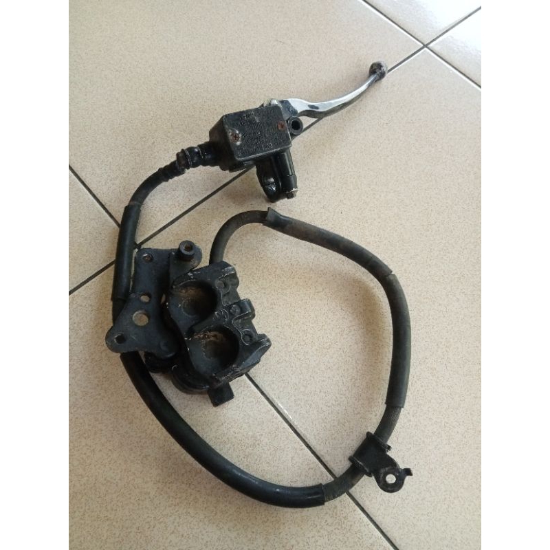kaliper depan Suzuki tornado gs,satria 2 tak set cakram