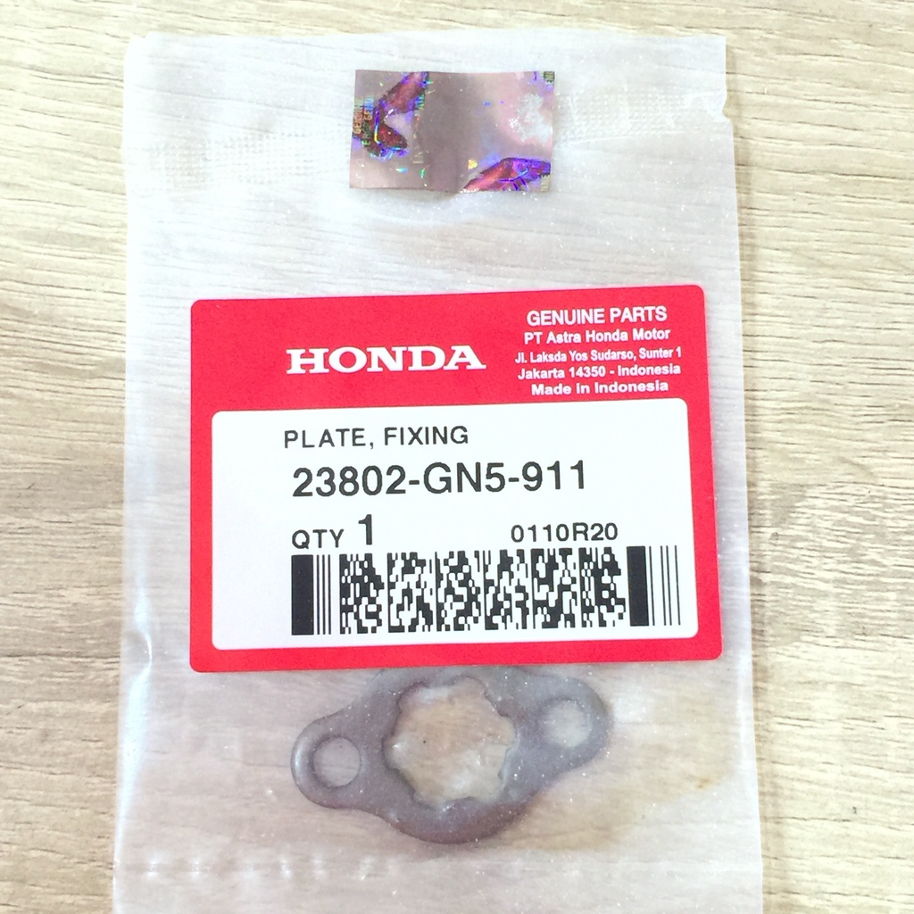 Plate Fixing GRAND KHARISMA REVO SUPRA & SUPRA X 125 ORI AHM 23802GN5911