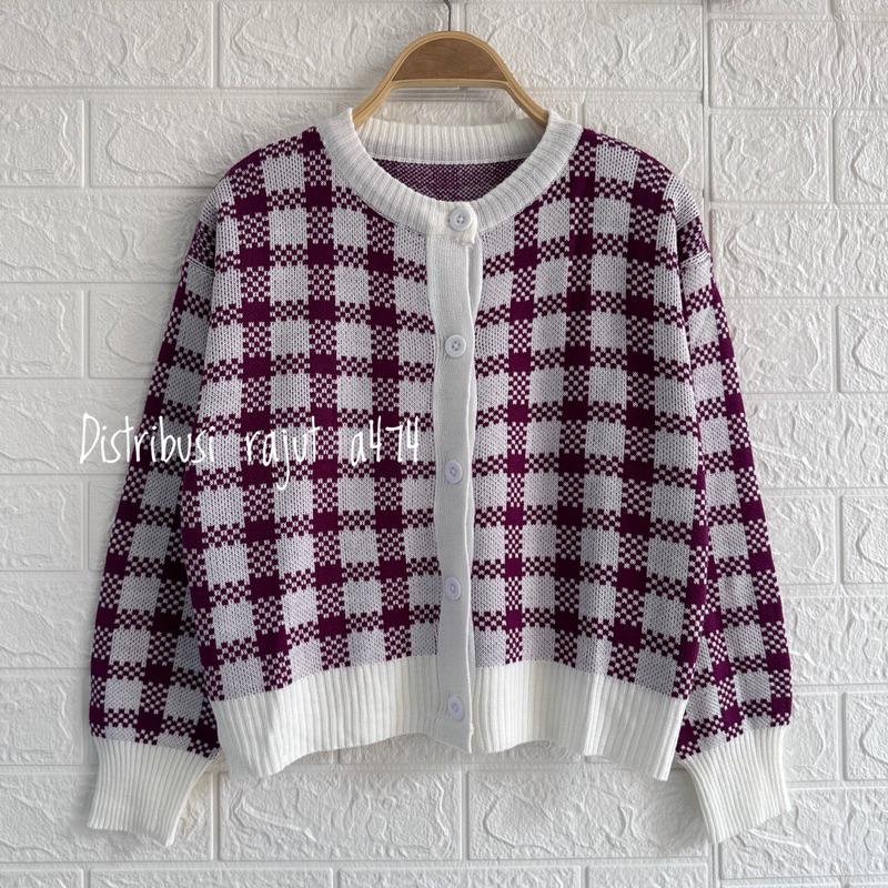 MAY CARDIGAN RAJUT KANCING CROP TOP MOTIF KOTAK KOTAK