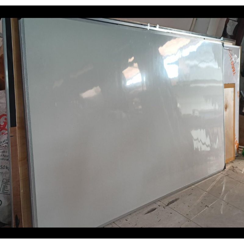 

papan tulis melamin 120x240 kerangka kayu