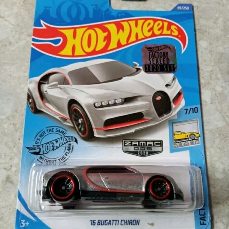 Hot Wheels 16 Bugatti Chiron Zamac  Fatory Sealed 2020