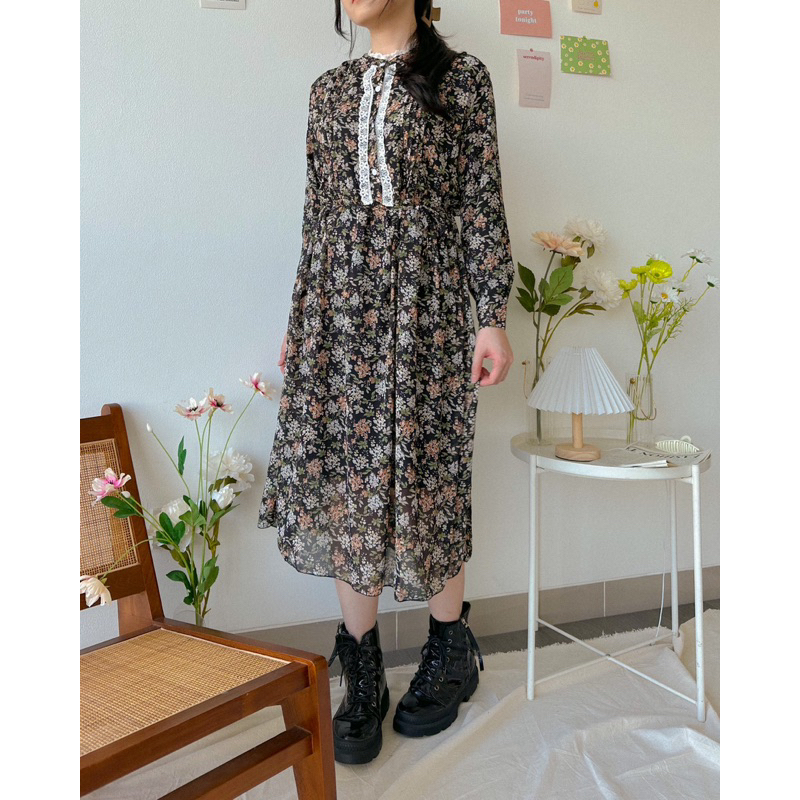 KANON - Kotoha Floral Dress - Dress midi vintage korean look full furing hijab friendly