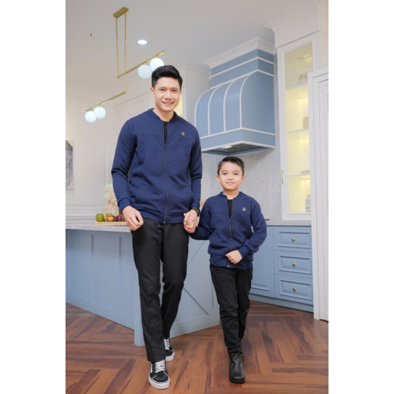 DIAMOND FAMILY SERIES DAD VERSION ORI ALIETHA JACKET PRIA DEWASA MODERN KEKINIAN