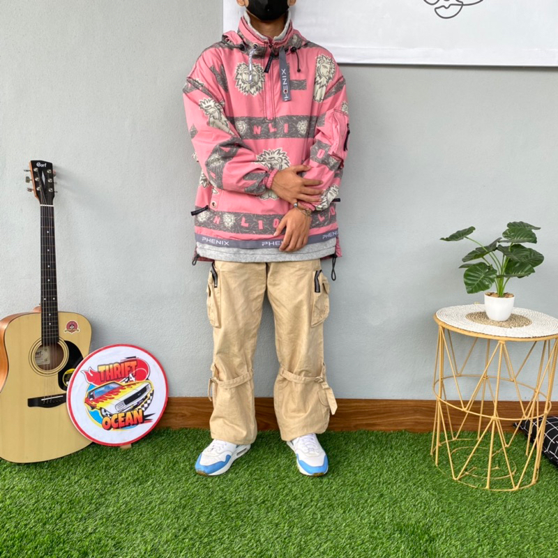 Jaket Tebal Phenix Lion