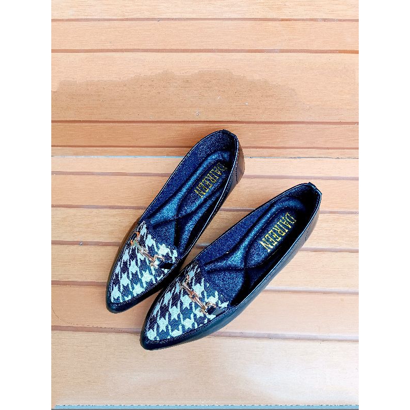 KYONA - sepatu wanita slip on flatshoes model terbaru 2023 warna hitam dan coksu 37-42