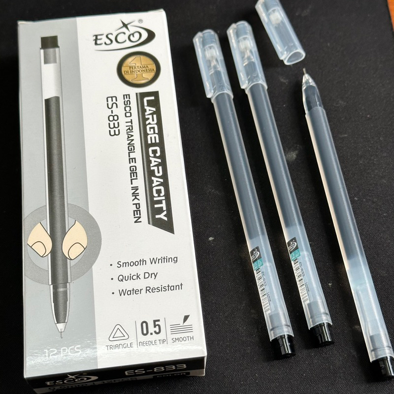 

Pulpen gel Esco Large Capacity ES-833 TRIANGLE GEL PEN ( isi 12 Pcs )