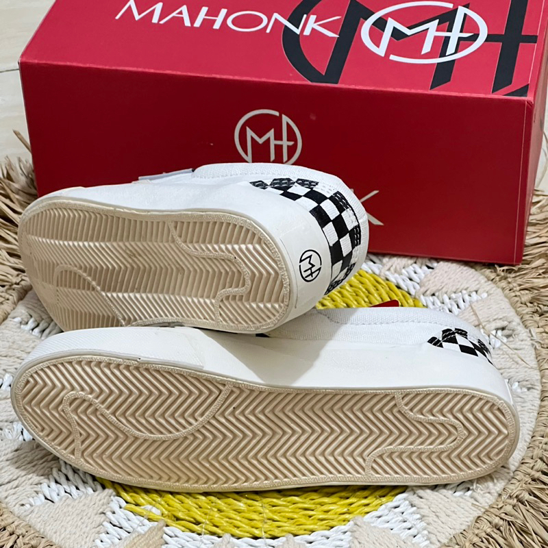 Mahonk Sneakers - Sepatu Slip On Checkerboard Og Free Kaos Kaki Slipon Pria Wanita Original