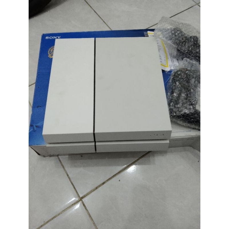ps 4 fat 1TB hen
