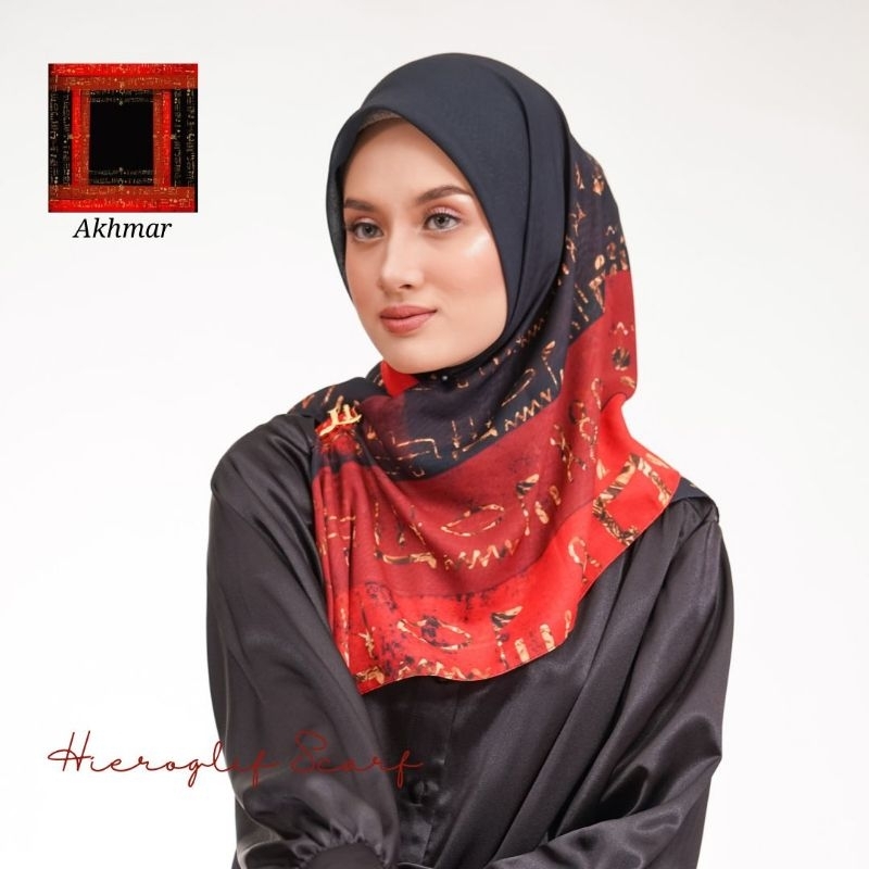 Hieroglif Scarf seri Akhmar ori by Li Scarf
