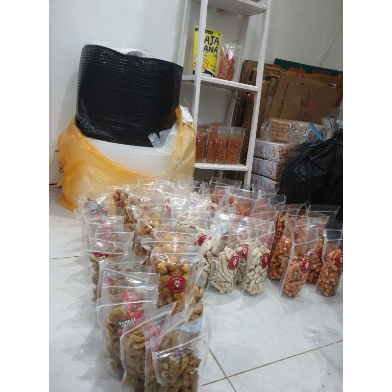 

PROMO Serba 5000 Aneka Snack Cemilan Pedas Asin Gurih