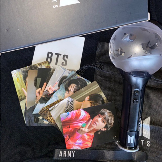 WTS ARMY BOMB VER 3 READY INA BTS AGUSTD KONSER MURAH