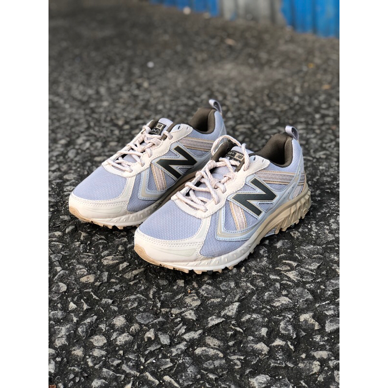 NEW BALANCE 410 v5 cream