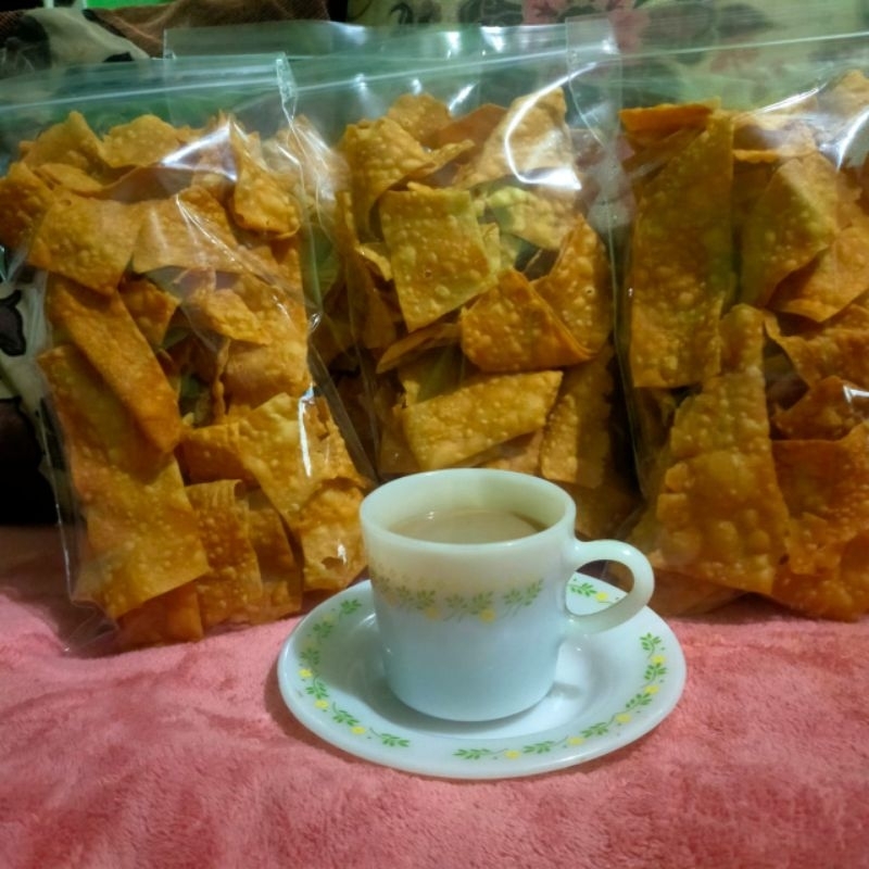 

Keripik Bawang 200Gr