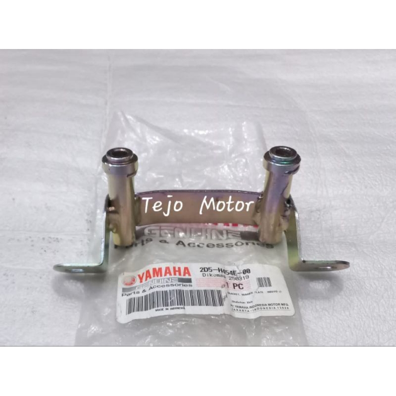DUDUKAN BRAKET BRACKET BREKET PLAT NOMER DEPAN NOUVO Z ORIGINAL YGP 2D5-H454E-00