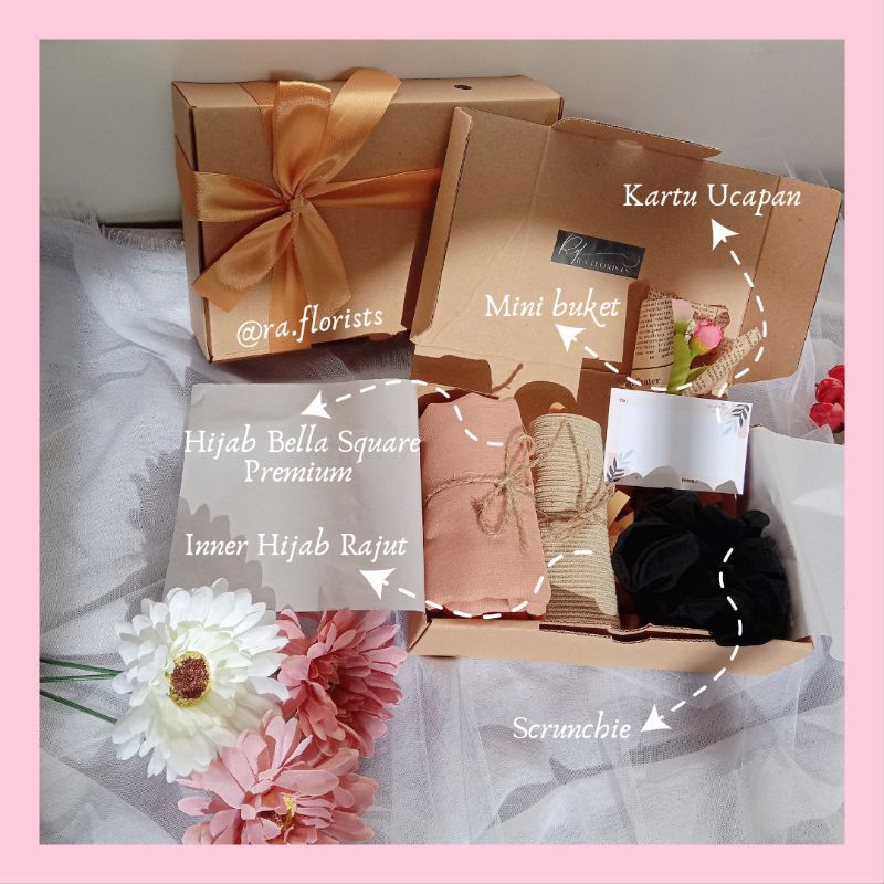 Hampers hijab / hampers wisuda / hampers ulang tahun / hampers lebaran / hampers murah / paket hijab / kado murah