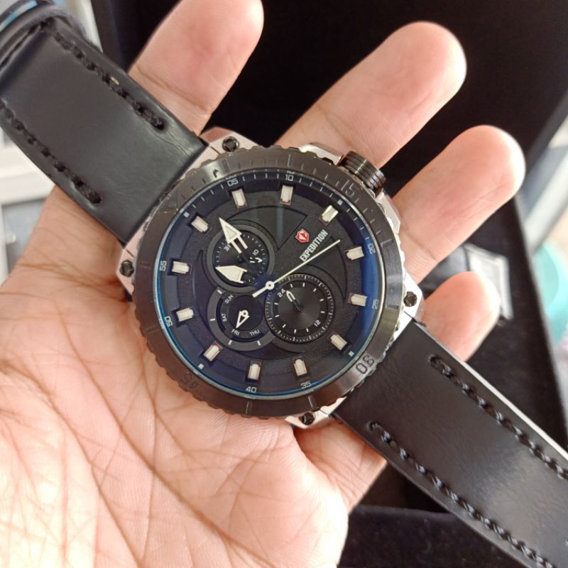 Expedition Second Tipe E6785M Silver Black