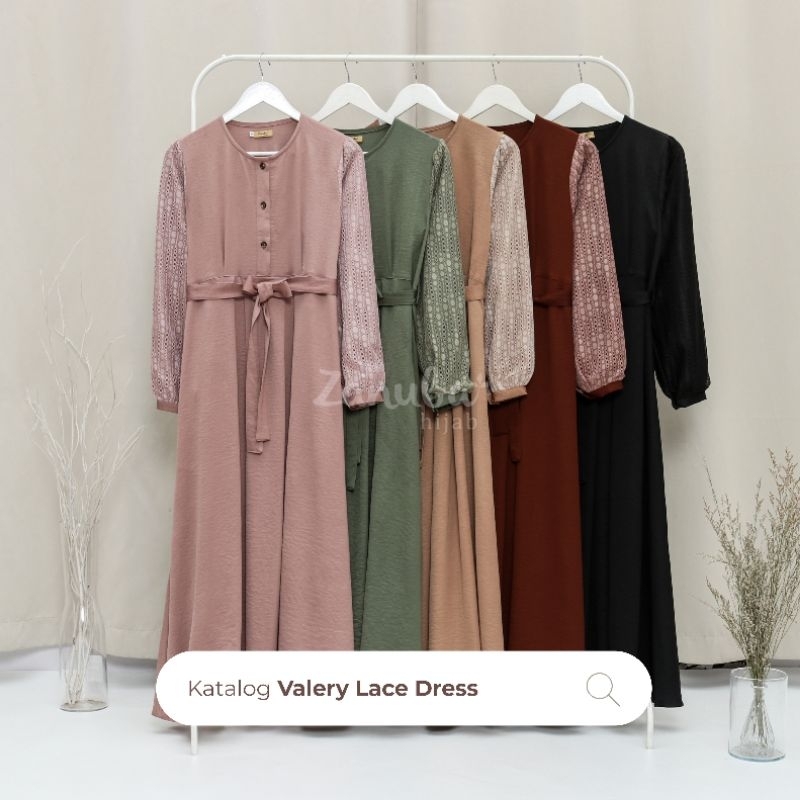 Valeri lace dress