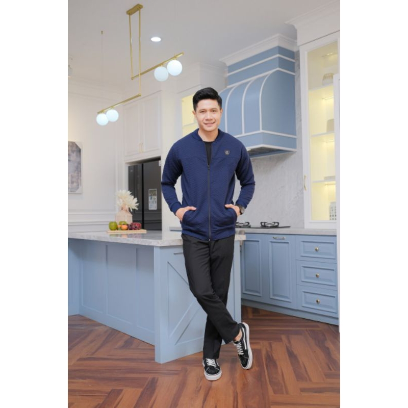 DIAMOND FAMILY SERIES DAD VERSION ORI ALIETHA JACKET PRIA DEWASA MODERN KEKINIAN