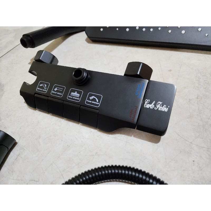 SHOWER TIANG PIANO 4IN1 STAINLESS COULOMN HITAM / PANAS DINGIN BLACK STAINLESS SUS304 CARLO FIOTINI 7700BL