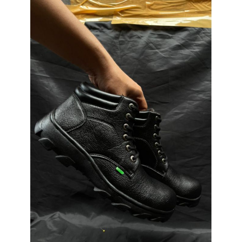 sefety boot /sepatu boots ujung besi