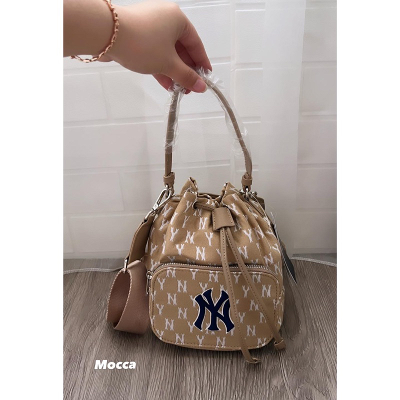 NY BUCKET BAG BANGKOK READY