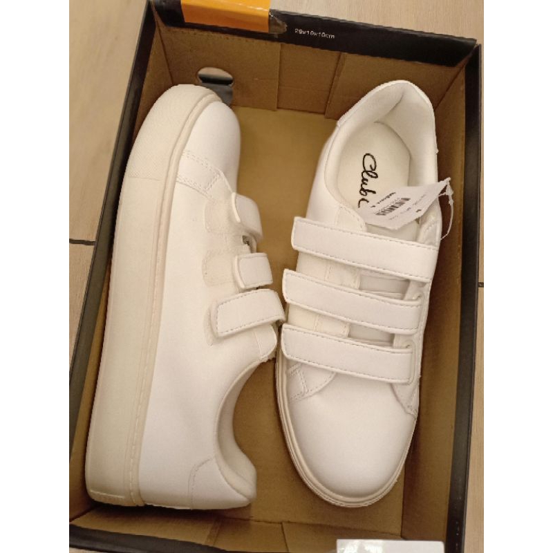 sneakers womens club culture