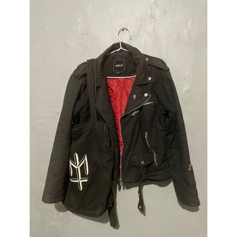 BUNDLING JAKET MOTORCYCLE MATERNAL DISASTER DAN TOTEBAG MATERNAL DISASTER ORIGINAL 100%