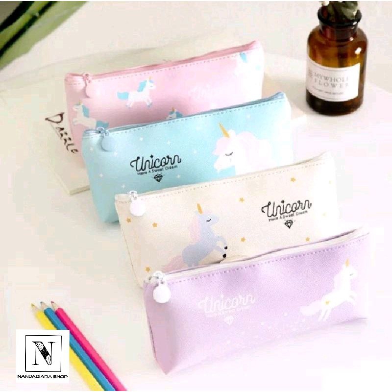 

TEMPAT PENSIL MOTIF UNICORN LUCU MURAH