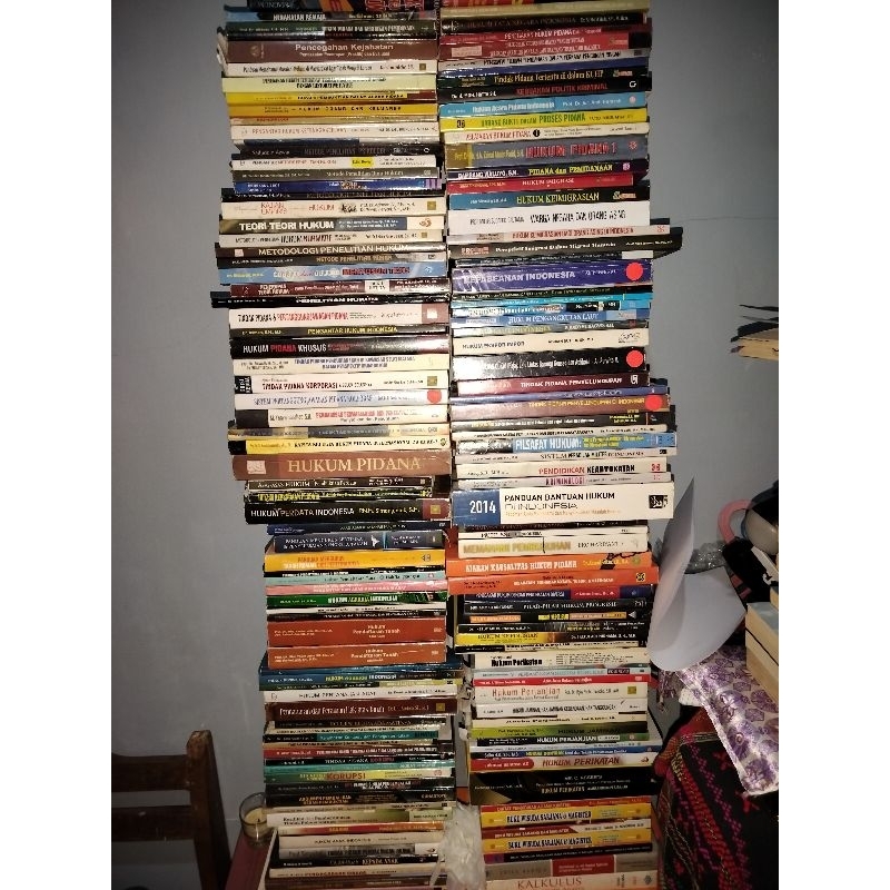 

buku buku hukum