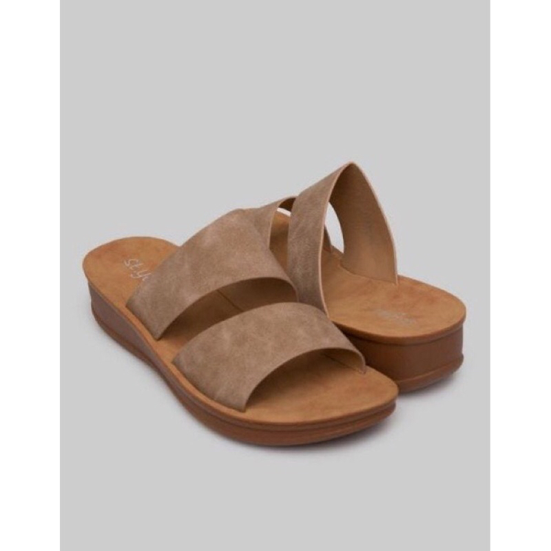 sandal wedges St yves