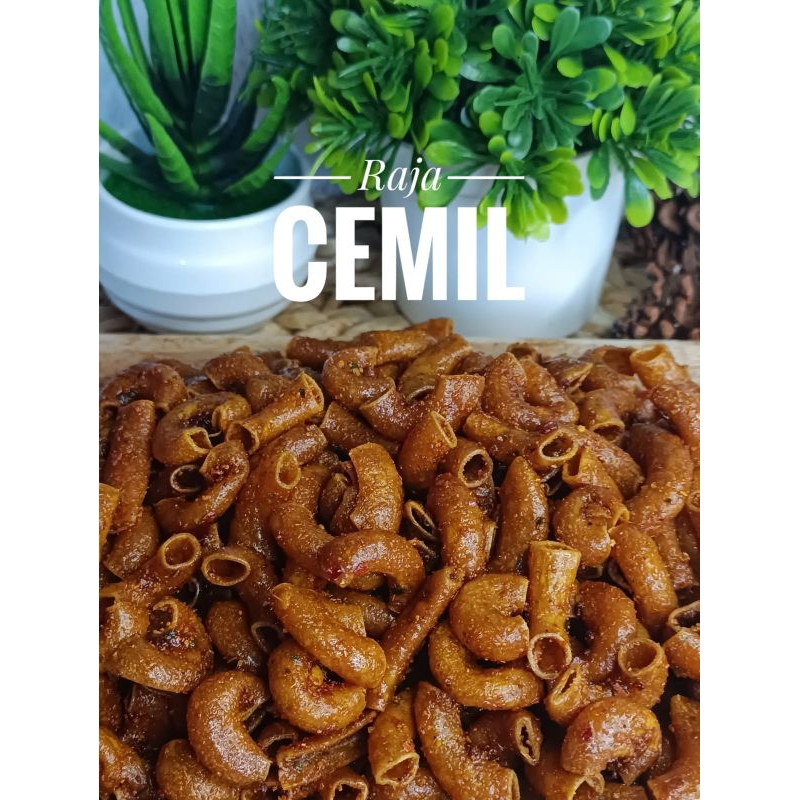 

MAKARONI BANTET 200 GRAM KHAS DAUN JERUK RAJA CEMIL