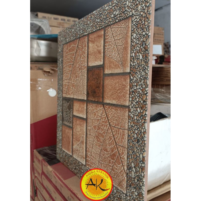 Keramik Lantai Kasar Teras Garasi Dinding Motif Batu Alam Timbul 40x40 Platina Brown