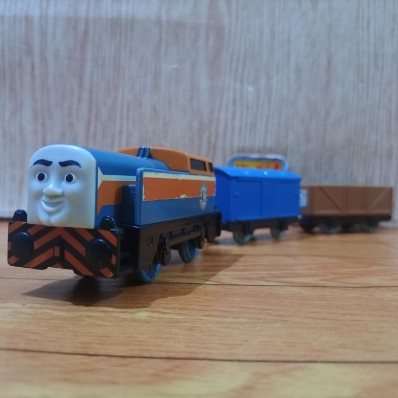 Mattel Trackmaster Thomas & Friends - Den (Plarail Compatible)