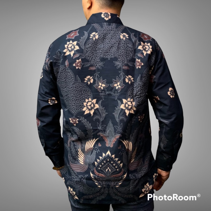 H MOTIF TERBARU ,Batik Couple ayah anak Lengan Panjang lapisan furing hero,Warna hitam pekat,Batik Premium,Batik Modern,Batik Jumbo,Batik Solo,Batik Kantoran