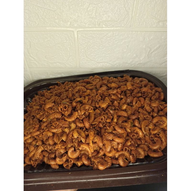 

makaroni pedas daun jeruk