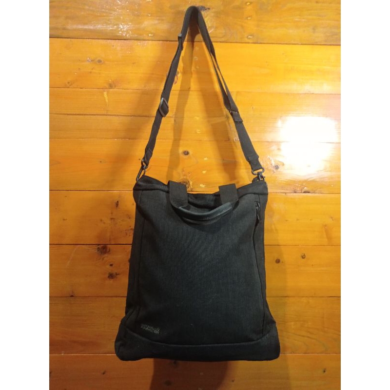 Sling bag American tourister