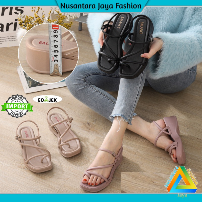 Sandal Heels Wanita Tali Platform GLDTR Balance 2230-2