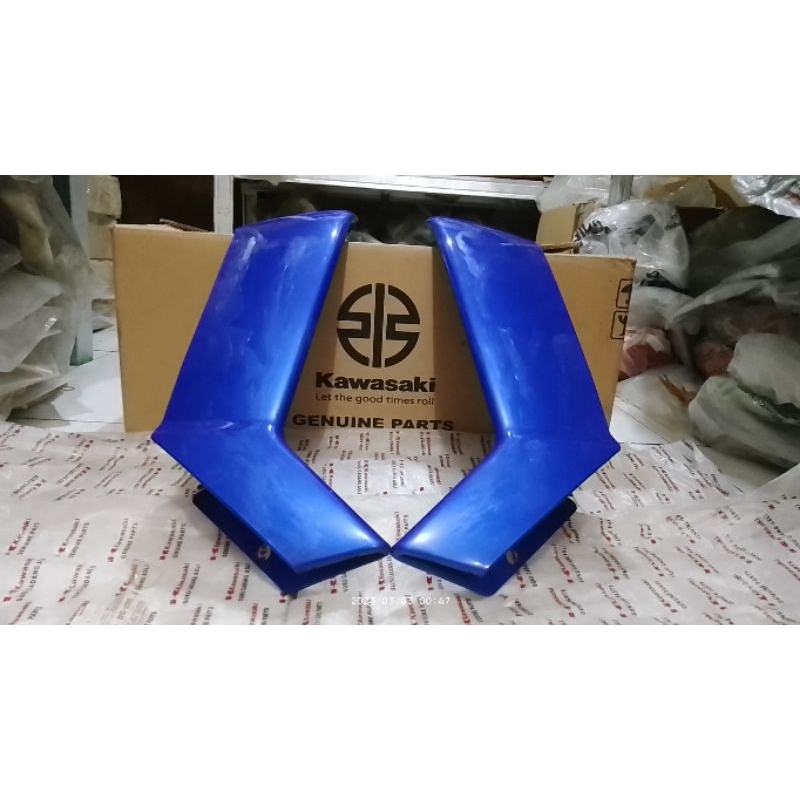 Sayap luar zx130 biru